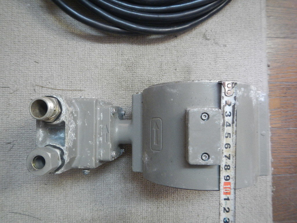 Yamatake Honeywell Electromagnetic Flow Meter Converter Wafer Type Detector 80A Range 0-25/h with 15m Cable [x1200601398]