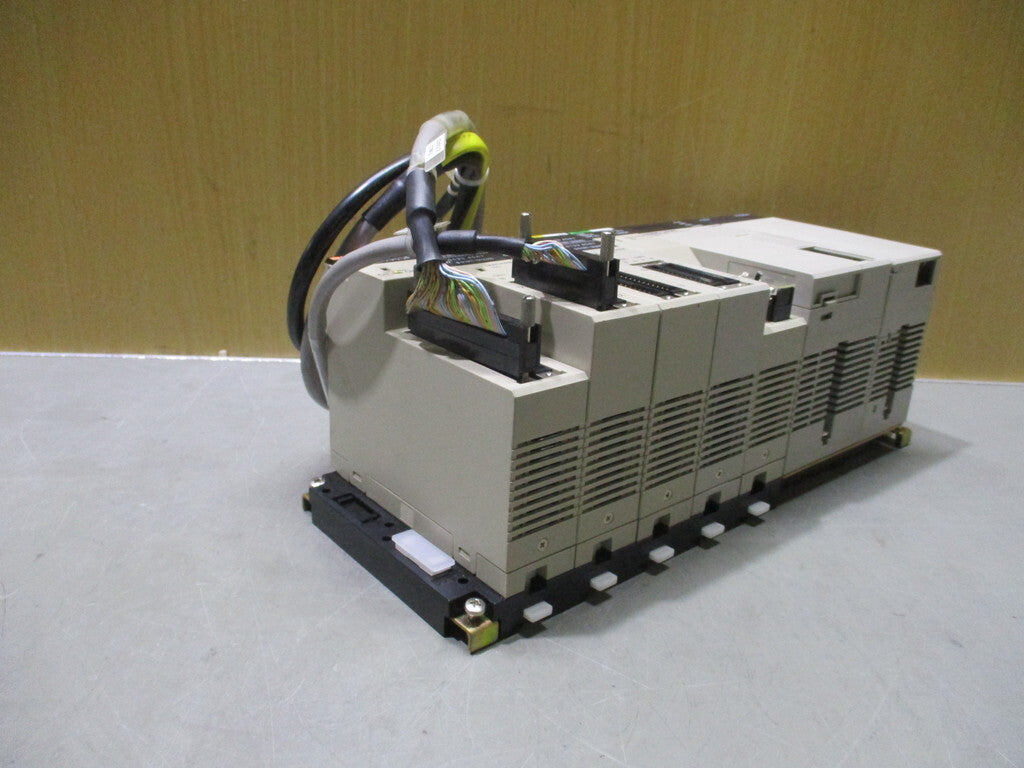 OMRON PA204 SYSMAC C200HX RM201 OD215 MD501 ID217 [t1211904415]