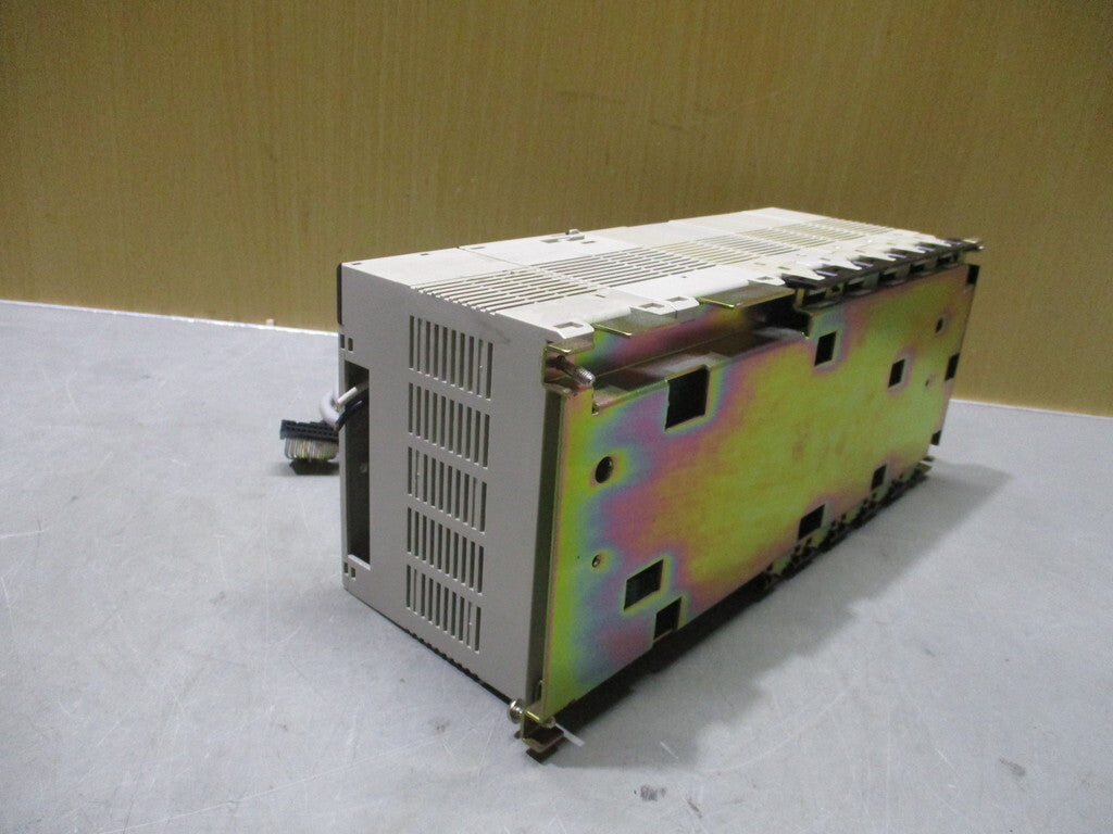 OMRON PA204 SYSMAC C200HX RM201 OD215 MD501 ID217 [t1211904415]