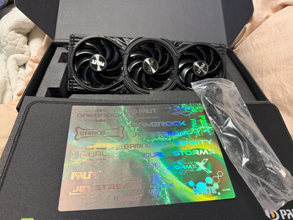 Nvidia GeForce RTX 5070 16GB Graphics Card [p1215487239]