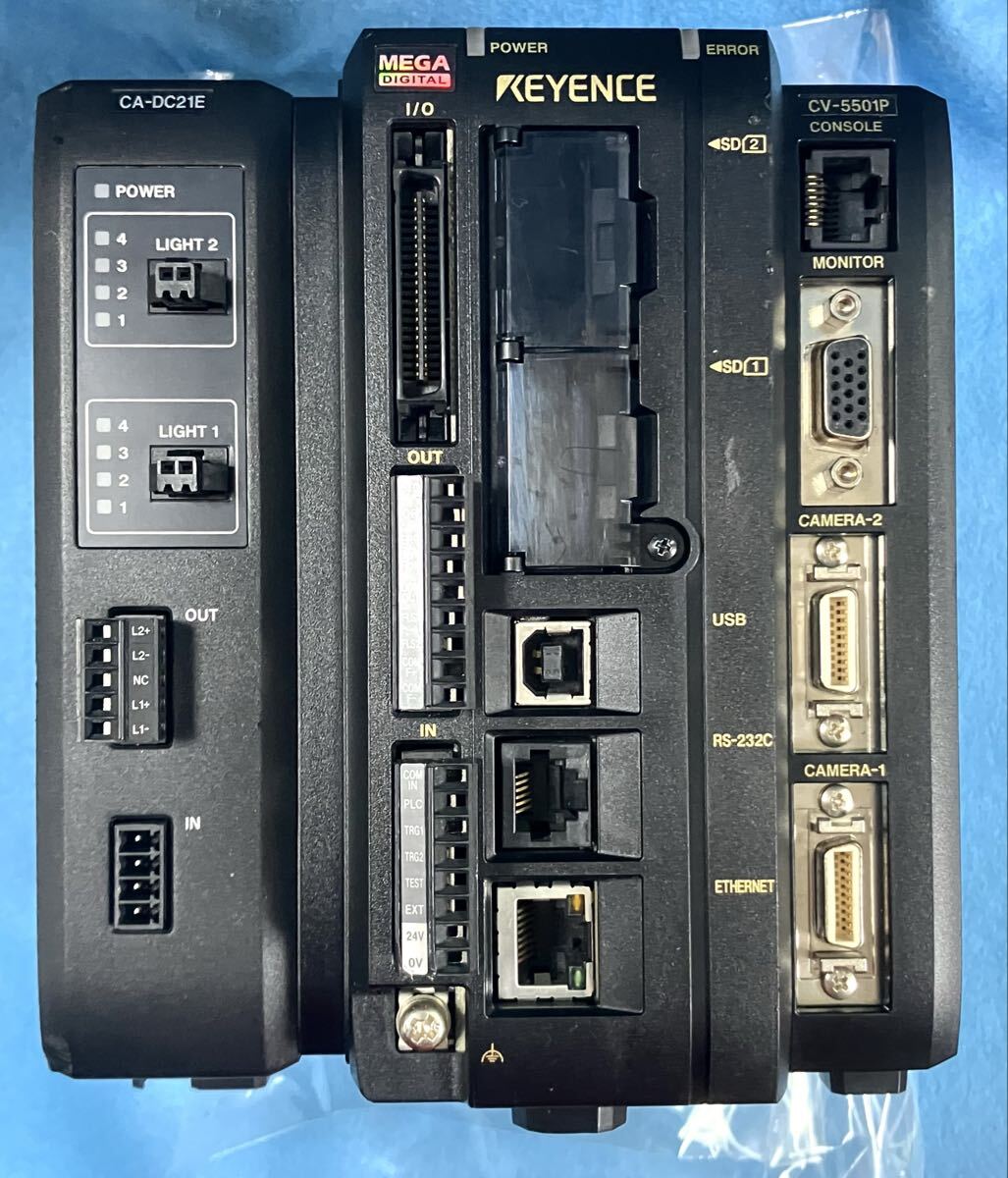 Keyence CV-5501P Digital Image Sensor with CA-DC21E LED Controller [k1219618667]