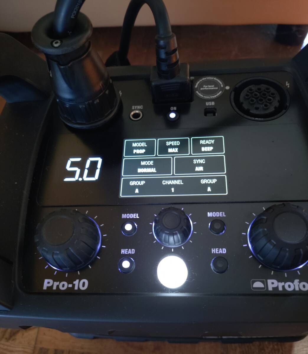 Profoto Pro-10 2400 AirTTL Strobe Head Set with ProHead Plus Zoom Reflector [t1249460102]