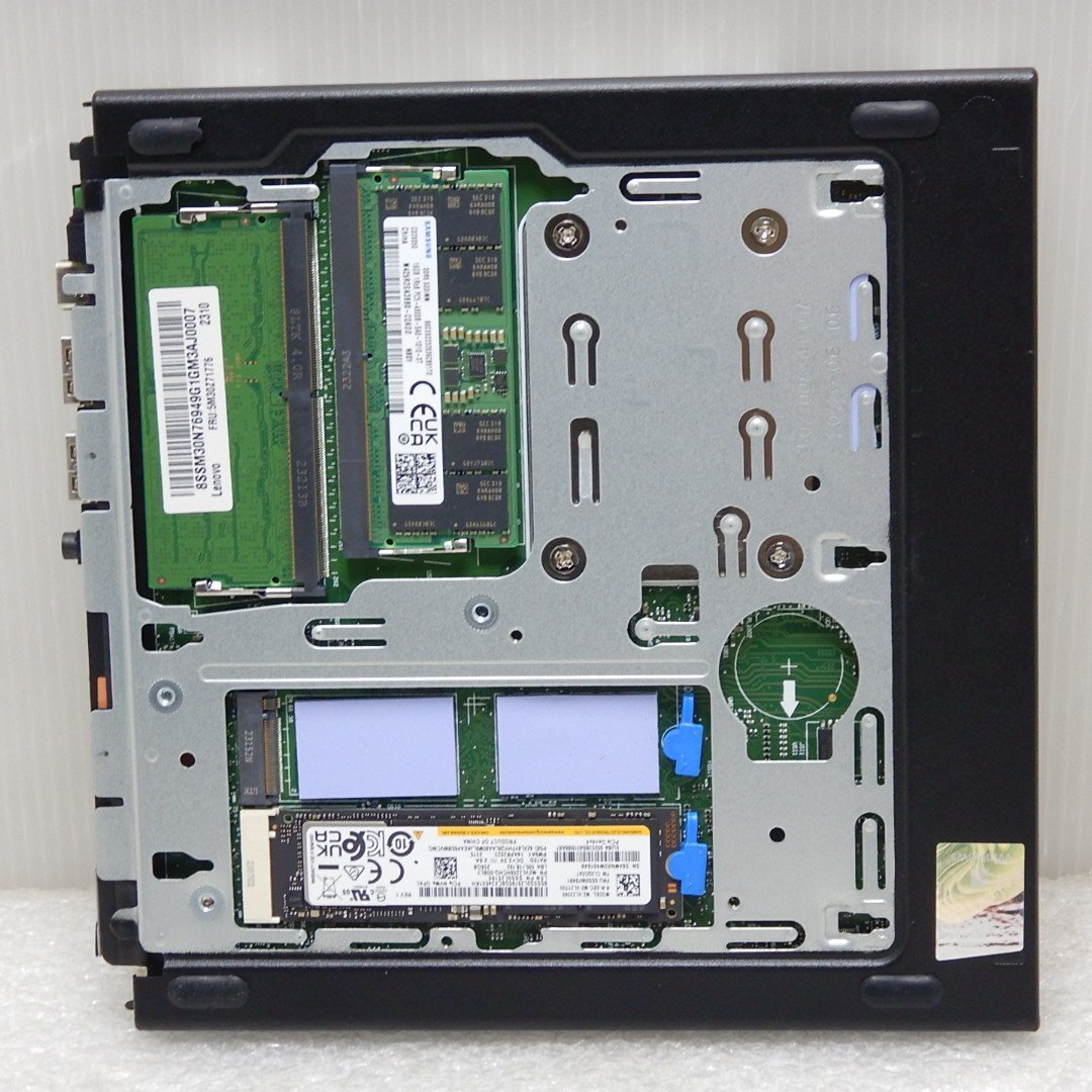 Lenovo ThinkStation P360 Tiny Workstation i7-12700T 32GB Memory 256GB SSD NVIDIA T1000 8GB Windows 11 Pro [g1212163614]