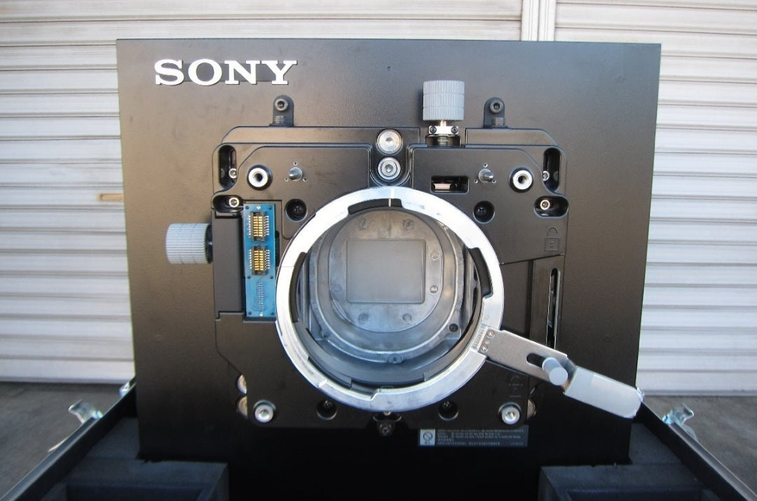 Sony SRX-T615 Projector 18000 lumens 4K [l1241289150]