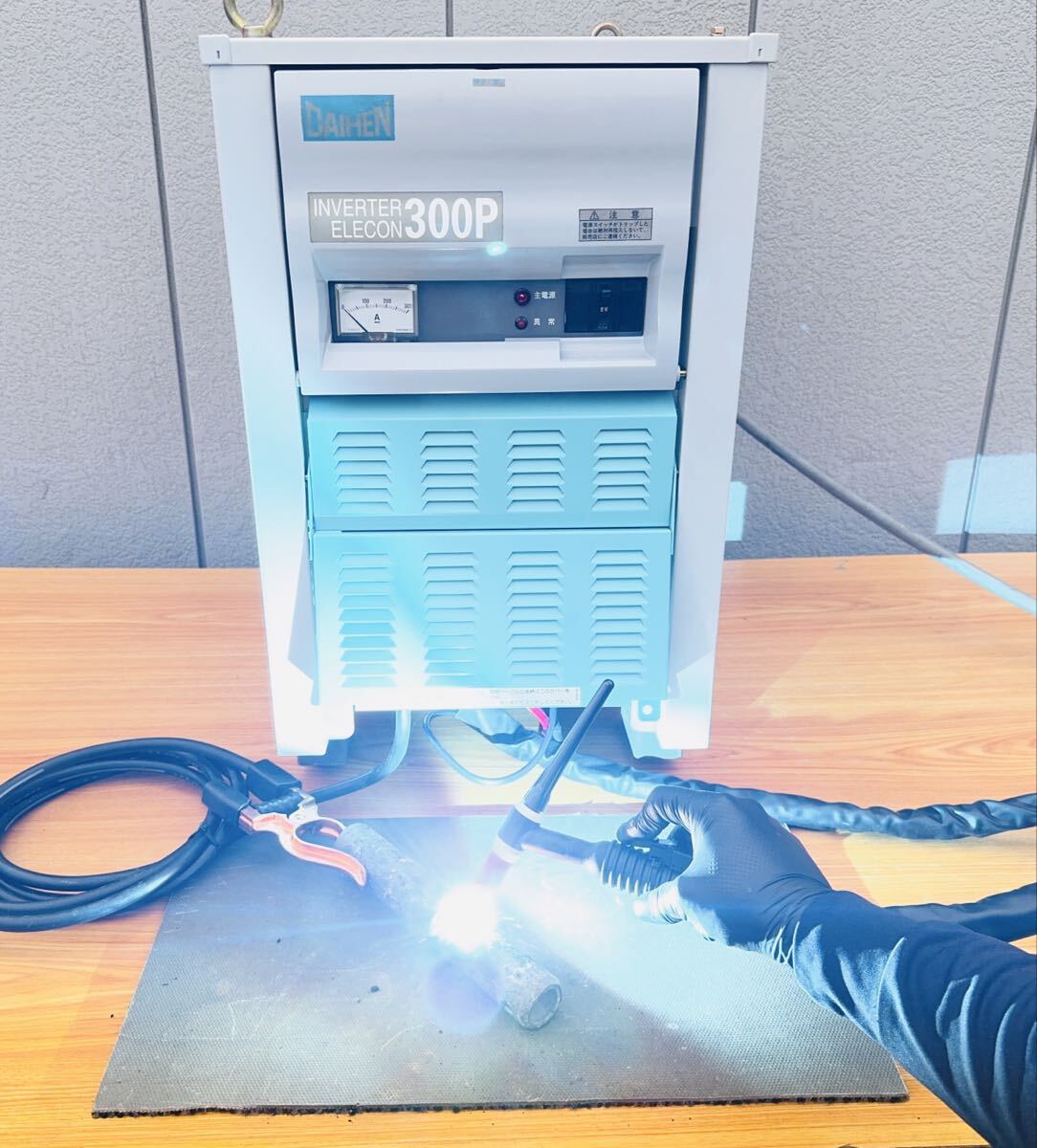 Daihen AVP-300 TIG Welder Inverter Elecon 300P 300A [s1243951383]