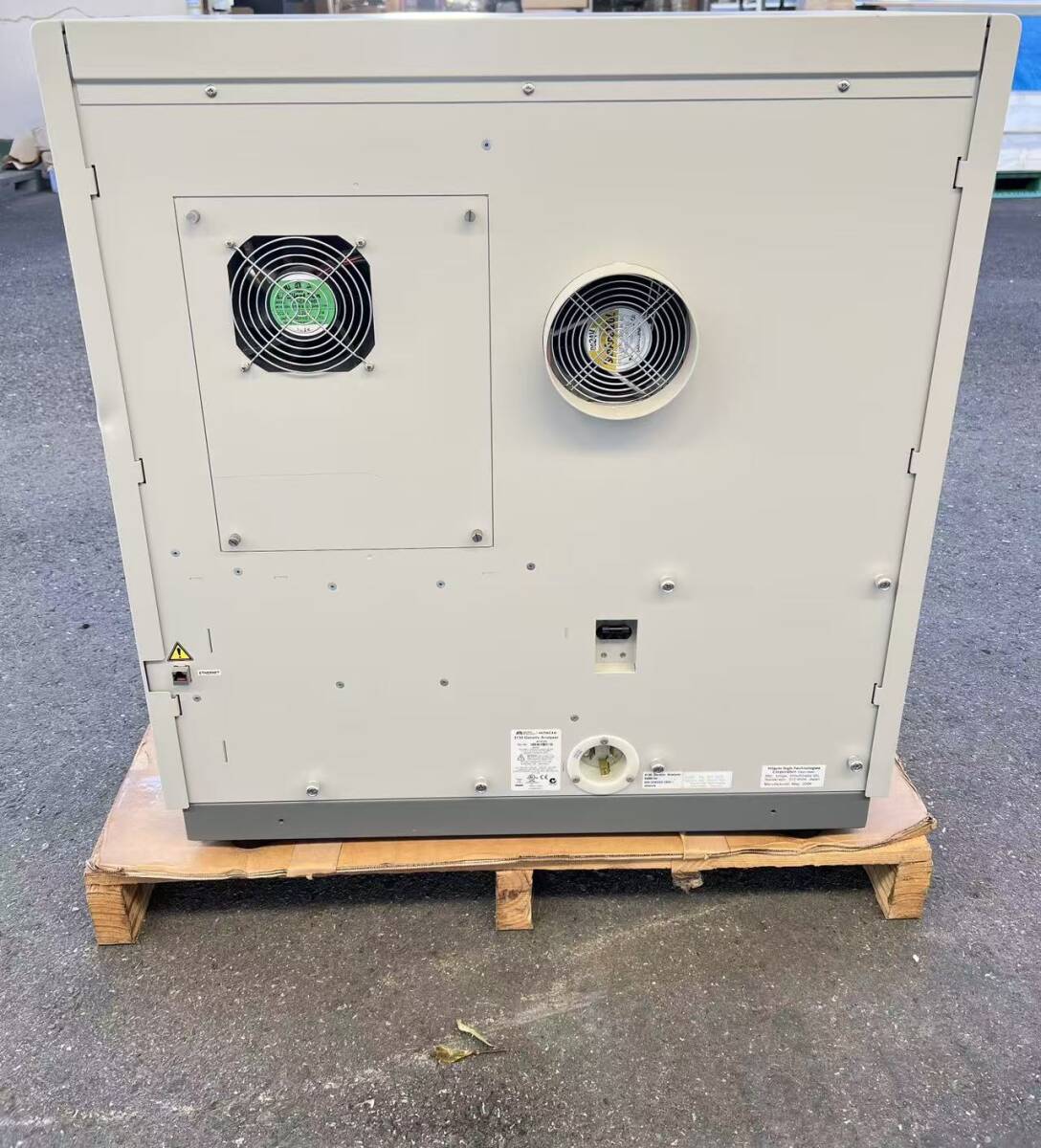 Applied Biosystems 3130 Genetic Analyzer Model 3130 [k1250081368]
