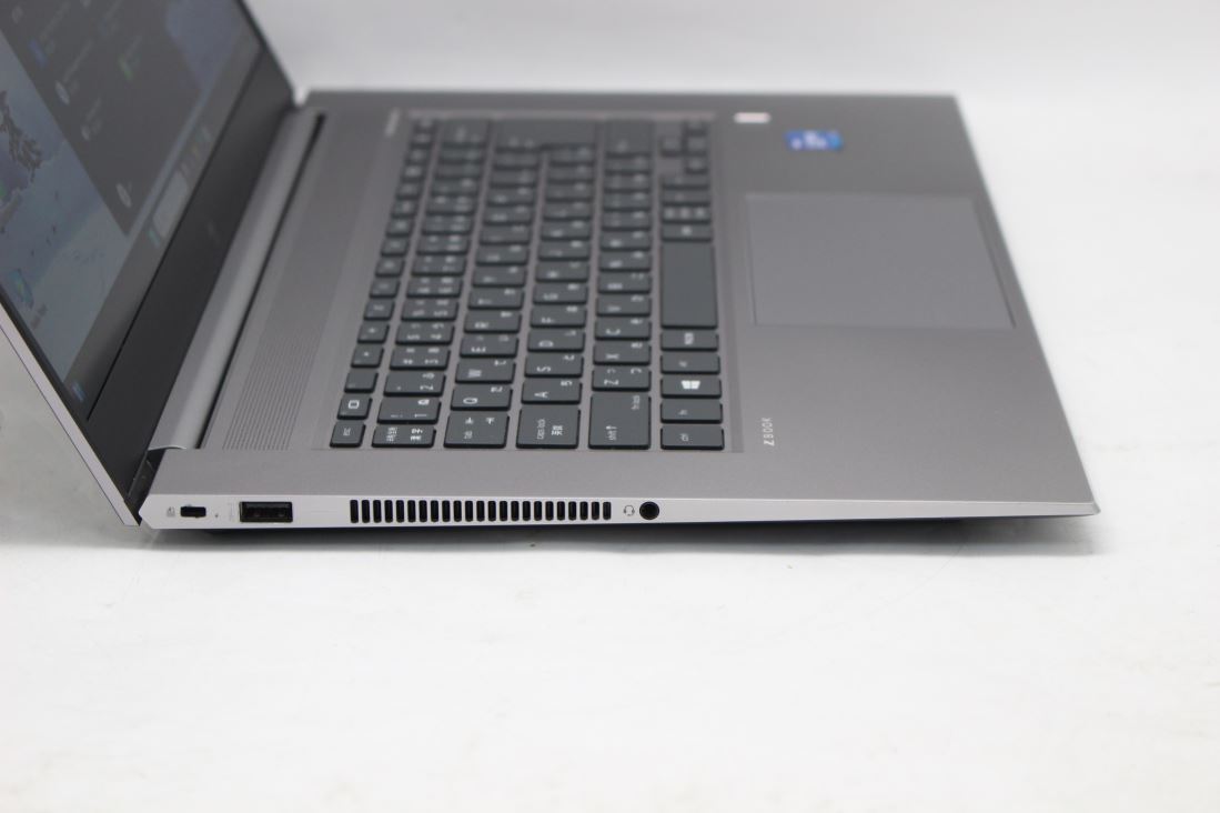 HP ZBook Studio G8 Mobile Workstation 15.6inch i7-11850H 32GB NVMe1TB NVIDIA RTX A2000 Wi-Fi6 [u1188977005]