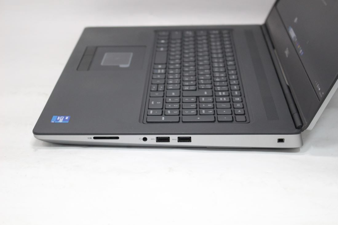 DELL Precision 7760 Gaming PC 8 Core i7-11850H 32GB NVMe 512GB-SSD NVIDIA A5000 [e1212956888]
