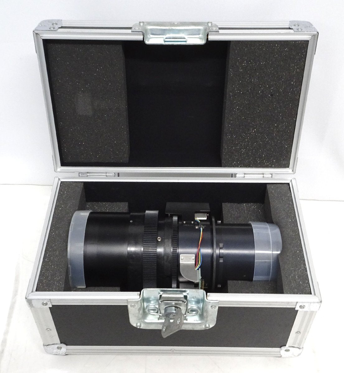 EPSON ELPLM07 Medium Focus Zoom Lens for EB-Z10005U Z10005 Z8455WU Series Projectors [j1213716017]