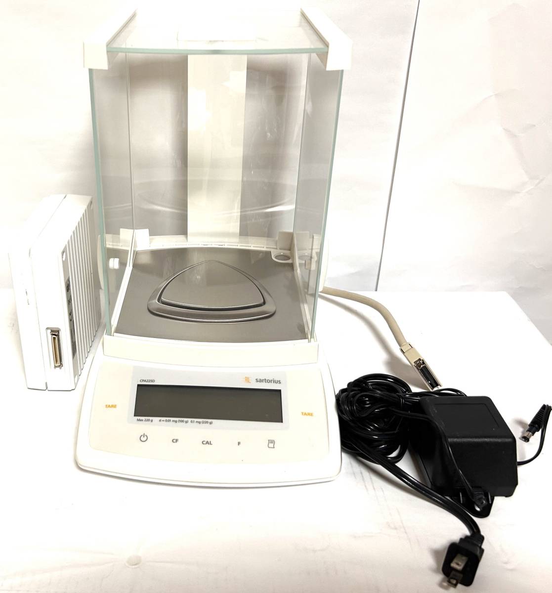 Sartorius CPA225D Precision Electronic Balance with AC Adapter [u1114386862]