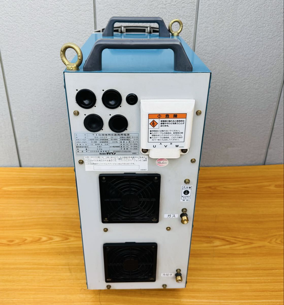 Daihen DA300P AC/DC TIG Welding Power Source 200V [r1235752598]