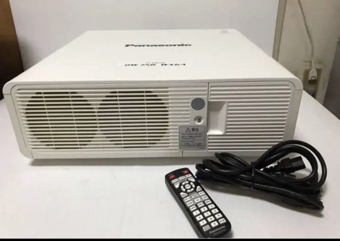 Panasonic PT-DW750JW Projector 7000lm HDMI [s1143884786]