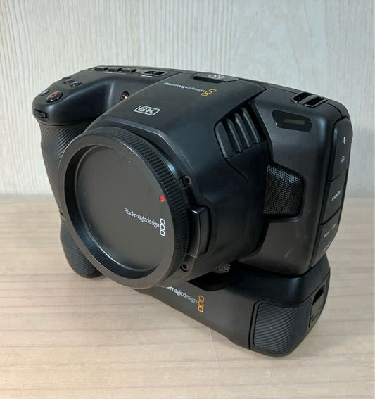 Blackmagic Pocket Cinema Camera 6K EF - Camera [u1205505439]