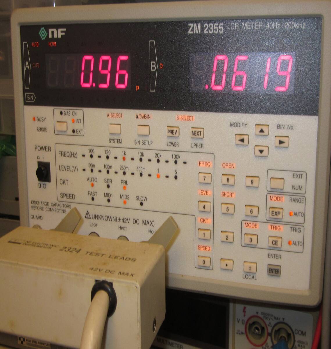ZM-2355 LCR Meter with 2324 Test Fixture [l1246110768]