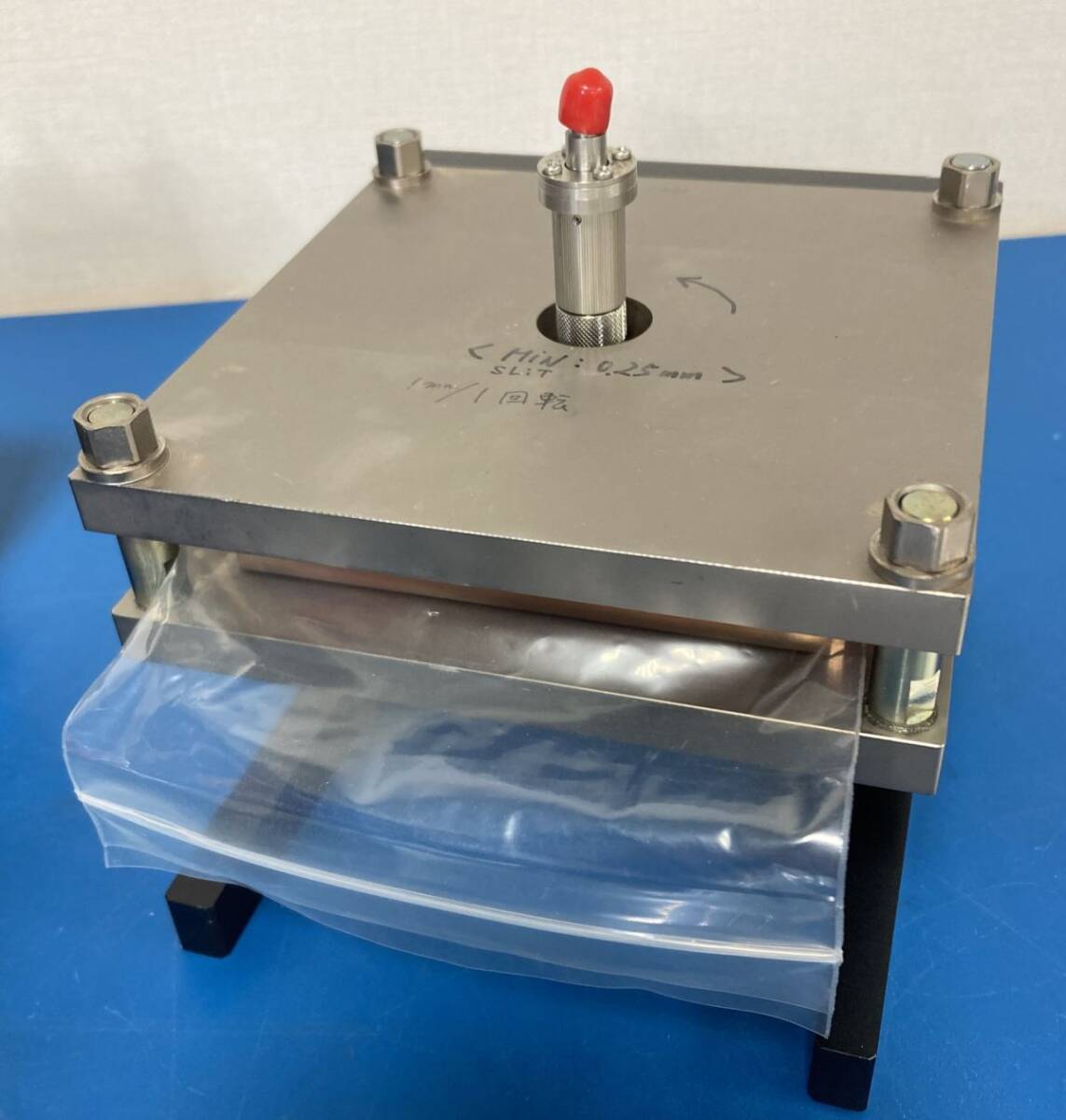 Sumtec SUM-DISK Coaxially Excited Balanced Disk Resonator RF Test Fixture Set [f1222274788]