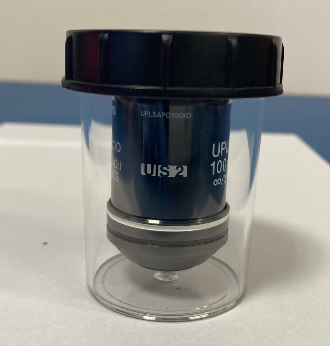 Olympus UPlanSApo 100x/1.40 Oil Biological Microscope Objective Lens [b1205523564]