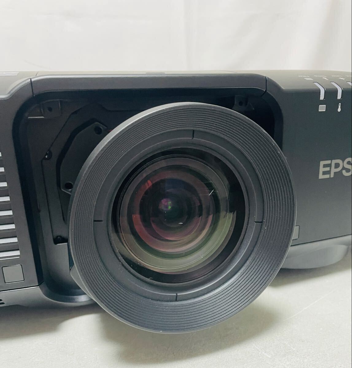 EPSON EB-PU1007B Projector 7000lm 4K 90H Usage [w1244931543]