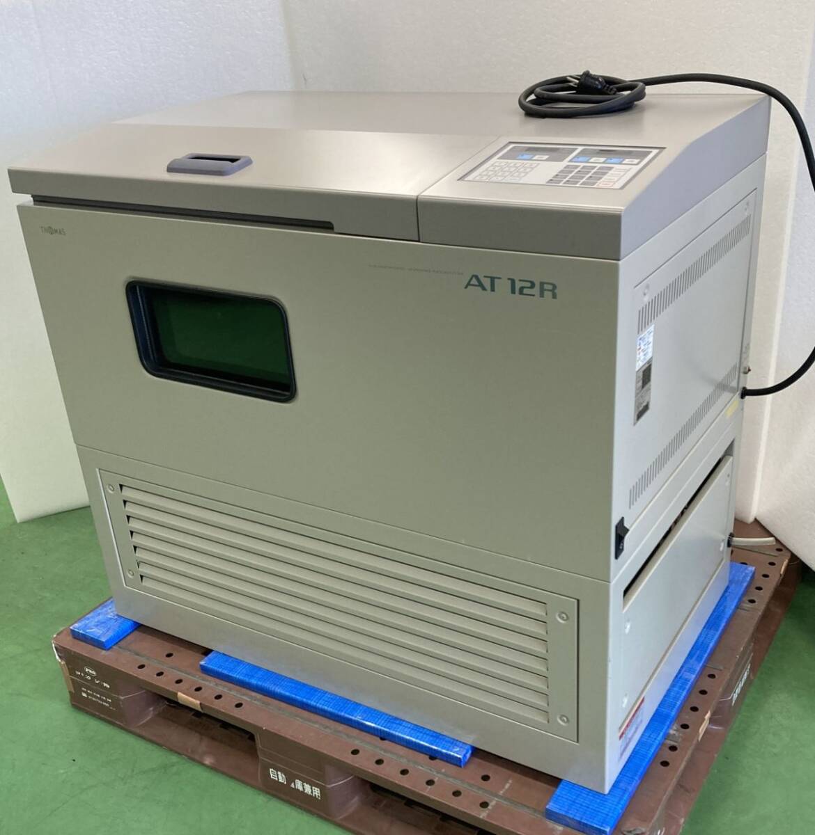 Thomas Kagaku AT-12R Multifunction Orbital Shaking Incubator with Flask Holder [f1226375376]