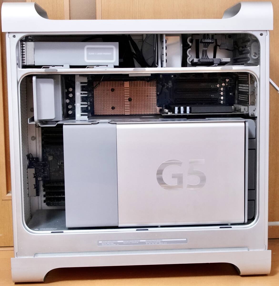 Apple PowerMac G5 2.5GHz Quad Core 8GB nVIDIA Geforce 6600 SSD 60GB [r1216778878]