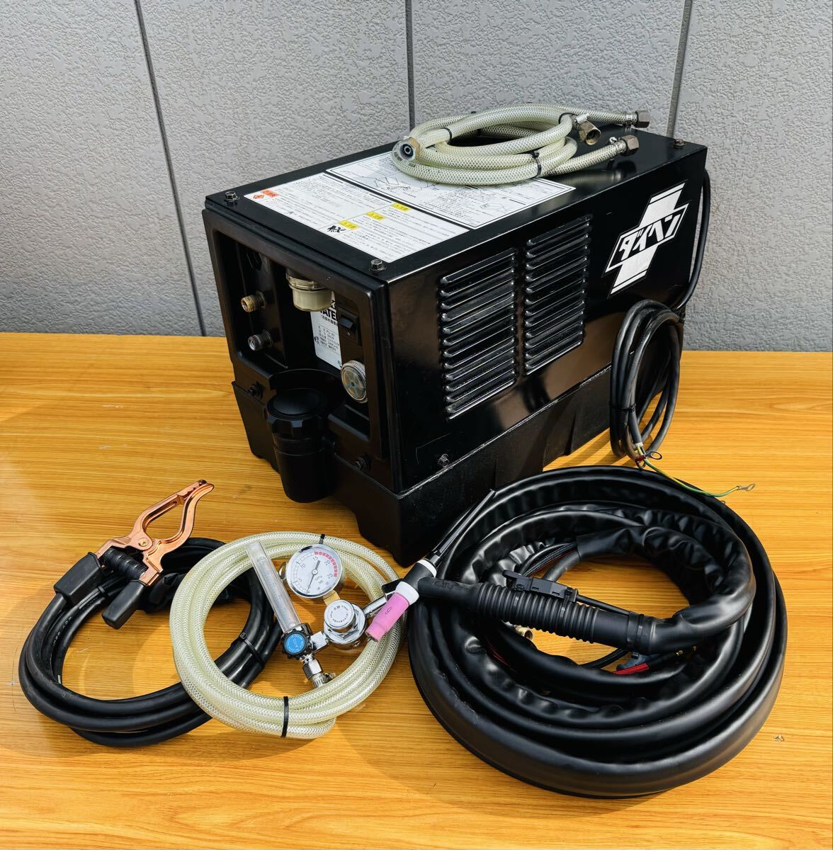 Daihen AVP-300 TIG Welder Inverter Elecon 300P 300A [s1243951383]