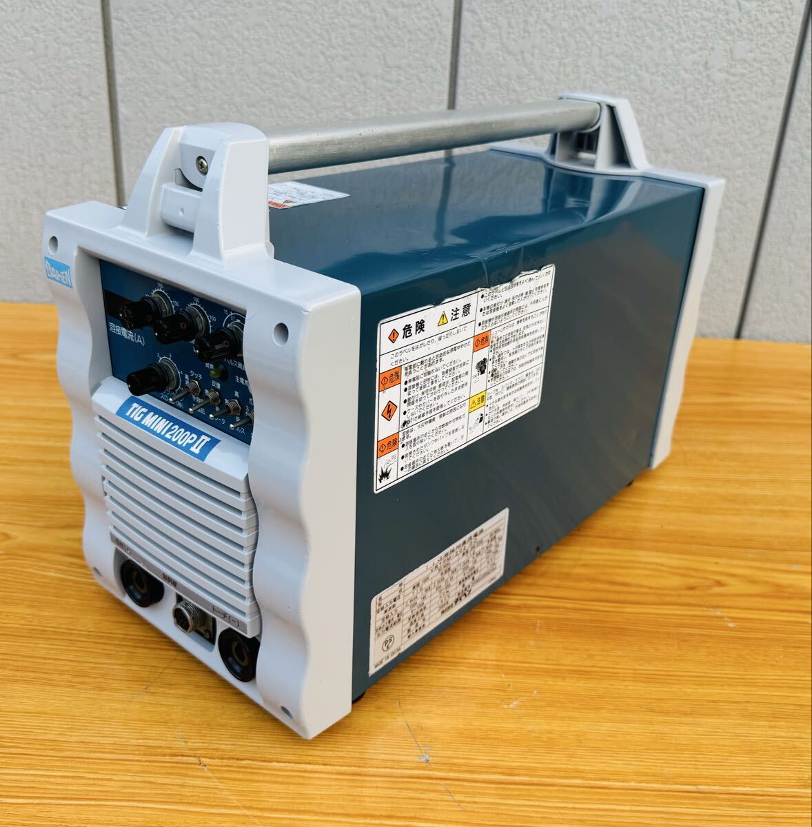 Daihen VRTPM-202 TIG Mini 200P II TIG Welder [x1239746461]
