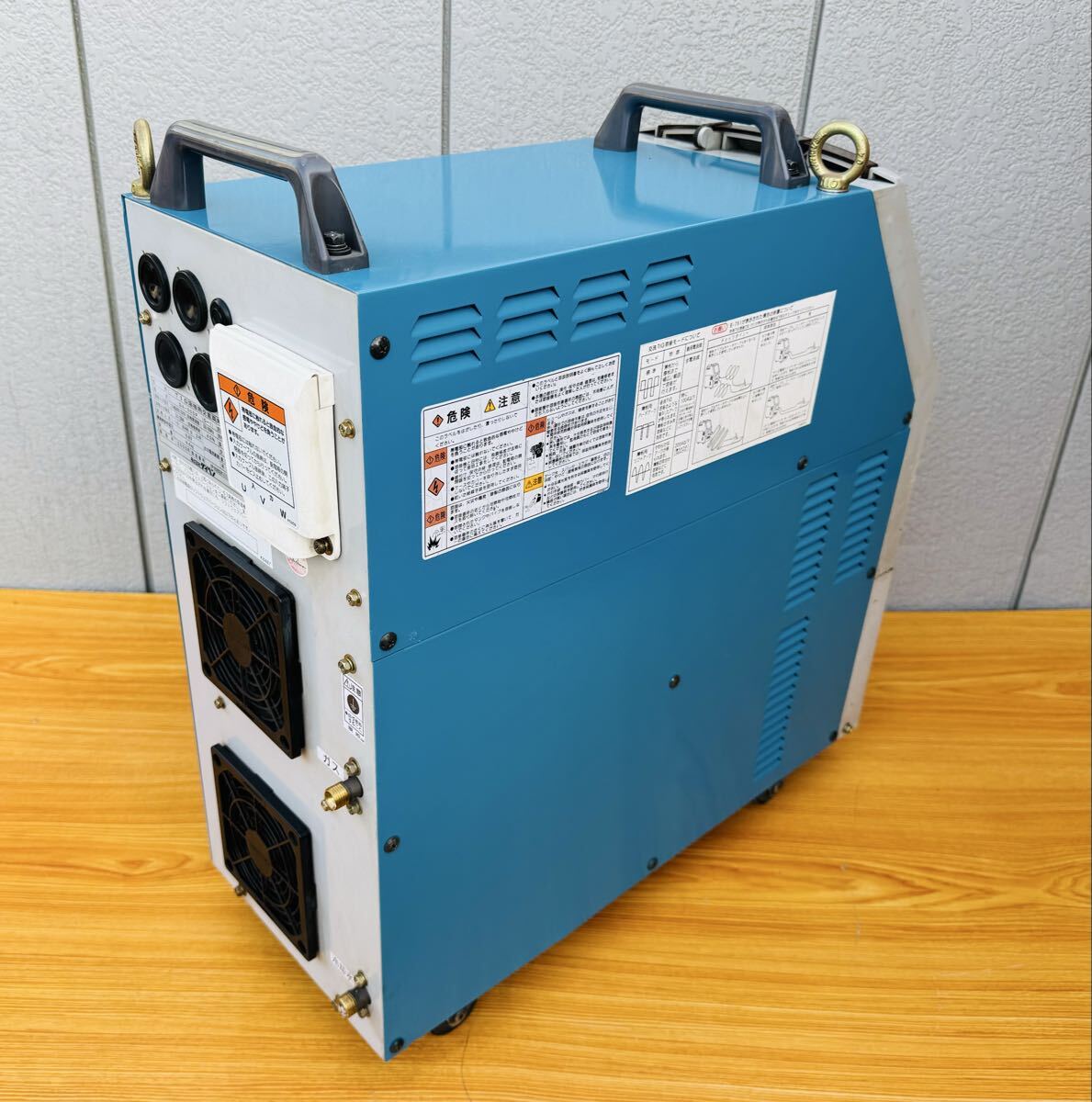 Daihen DA300P AC/DC TIG Welding Power Source 200V [r1235752598]