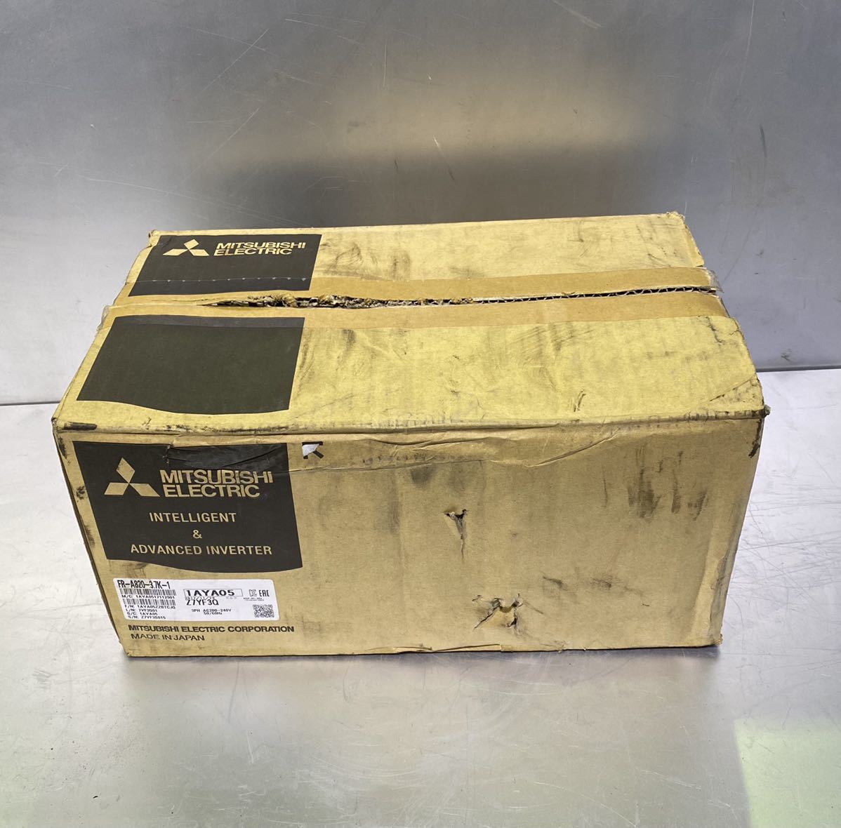 Mitsubishi Electric FR-A820-3.7K-1 Inverter [w1083628335]