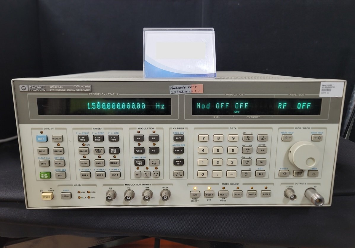 HP 8665B Synthesized Signal Generator 100kHz-6GHz [x1202106309]