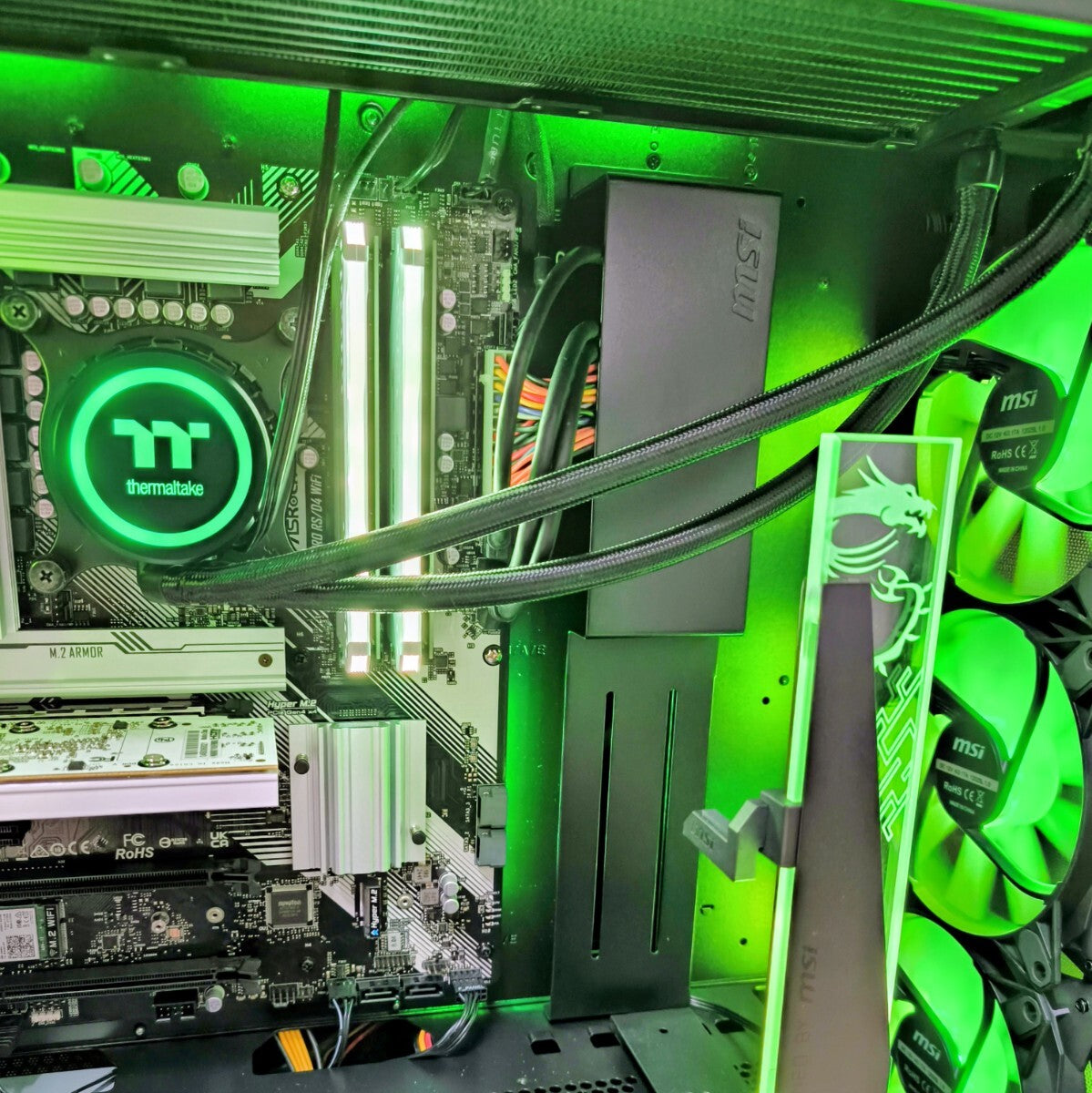 NVIDIA RTX 4070 Gaming PC with Intel i5 14400F and 24-Inch Monitor [x1211324165]