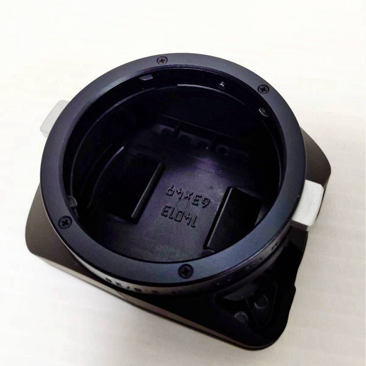 Leica LEICA Plastic Lens Hood with Cap and Box Camera Parts [d1217110579]