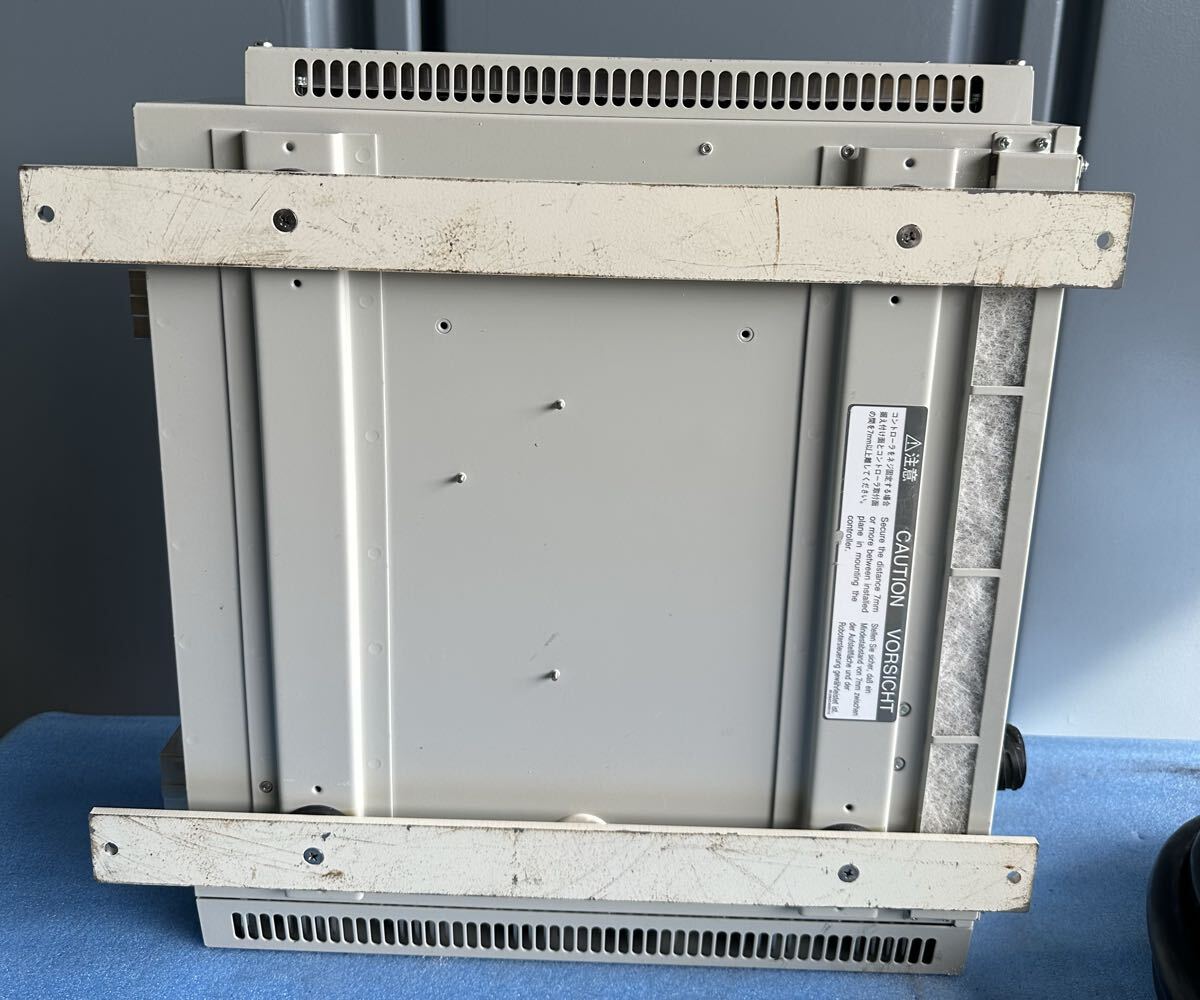 Mitsubishi CR2B-574-S10 Robot Controller [x1219597248]