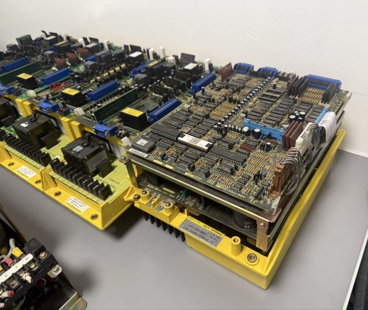 FANUC A06B-6058-H006 X4 Servo Amplifier A06B-6052-H004 A06B-6047-H002 [j1208420619]