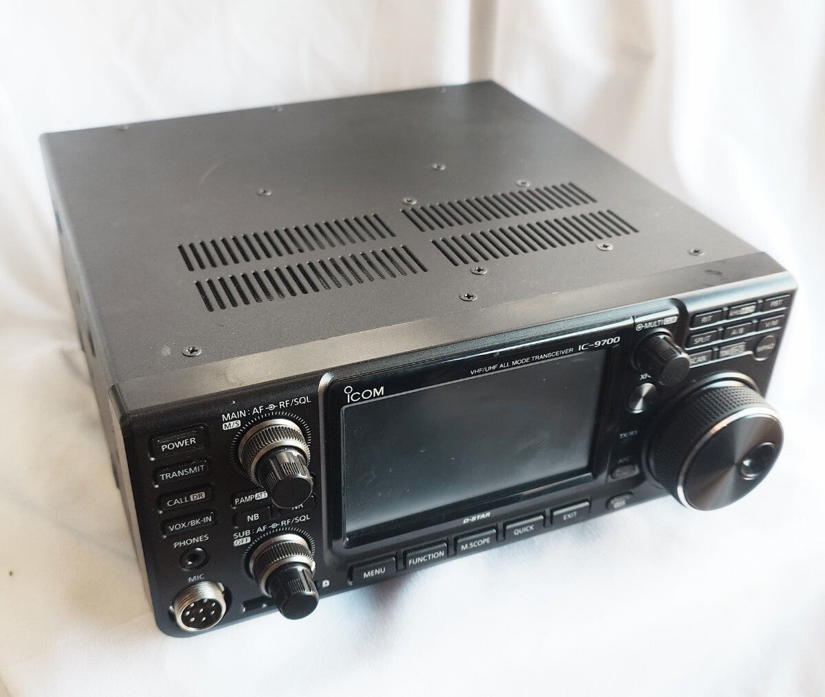 ICOM IC-9700 50W 144/430/1200 Transceiver [l1211065553]