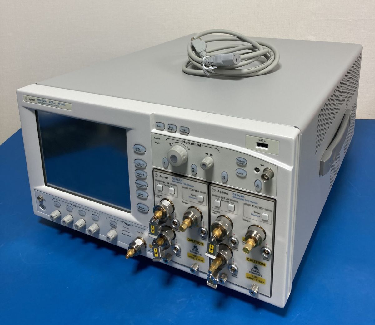 Agilent 86100C DCA-J Wide Bandwidth Oscilloscope Mainframe with 54754A TDR/TDT Modules [v1219010116]