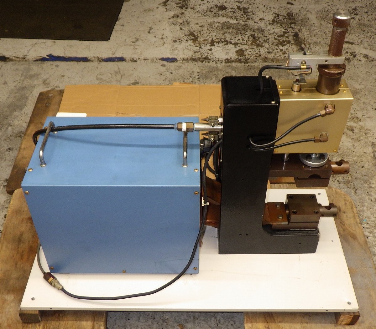 AVIO NA-72 Resistance Welding Machine with Foot Switch [q1085576675]