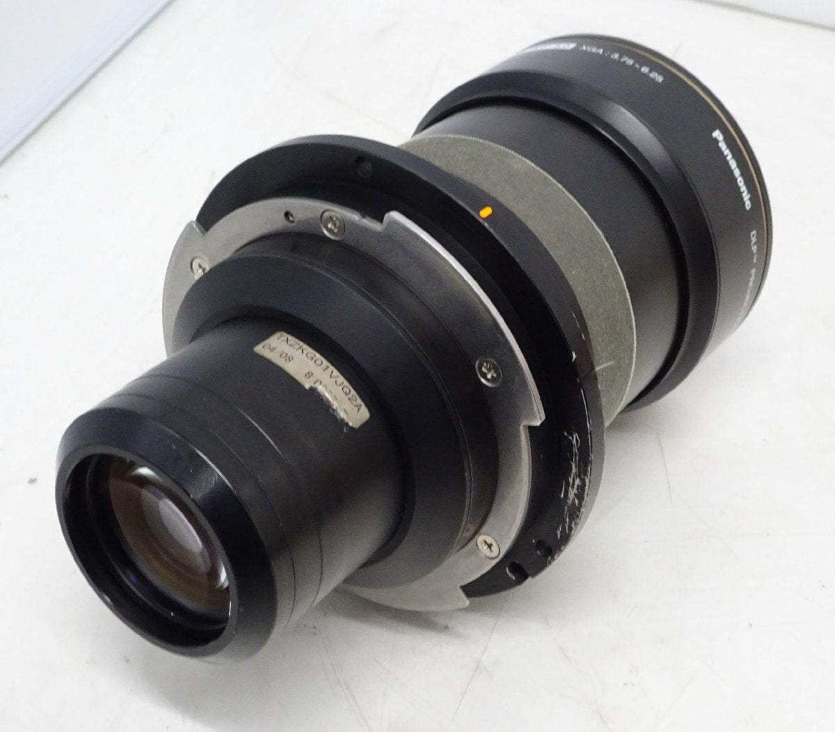 Panasonic ET-D75LE3 Medium-long Focus Zoom Lens for DLP Projectors PT-DZ Series RZ Series DS Series [b1212195394]