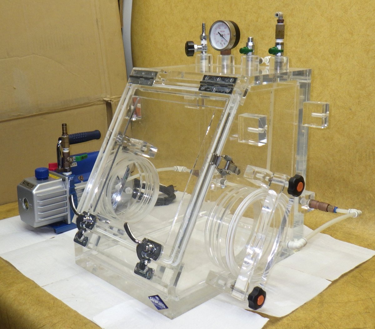VG-C Compact Vacuum Glove Box with Vacuum Pump [u1230845382]