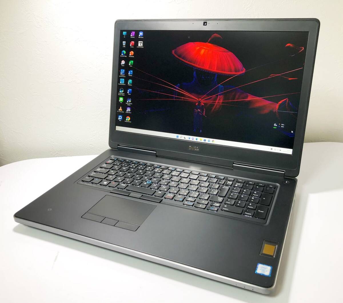 DELL Precision 7710 Core i7-6820HQ 17-inch Laptop 16GB RAM 1TB SSD NVIDIA Quadro M3000M [m1130807856]
