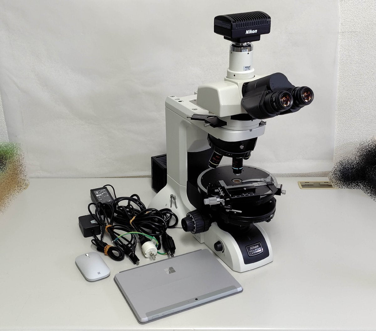 Nikon ECLIPSE LV100ND Microscope with DS-Fi3 Digital Camera and Accessories [c1242878751]