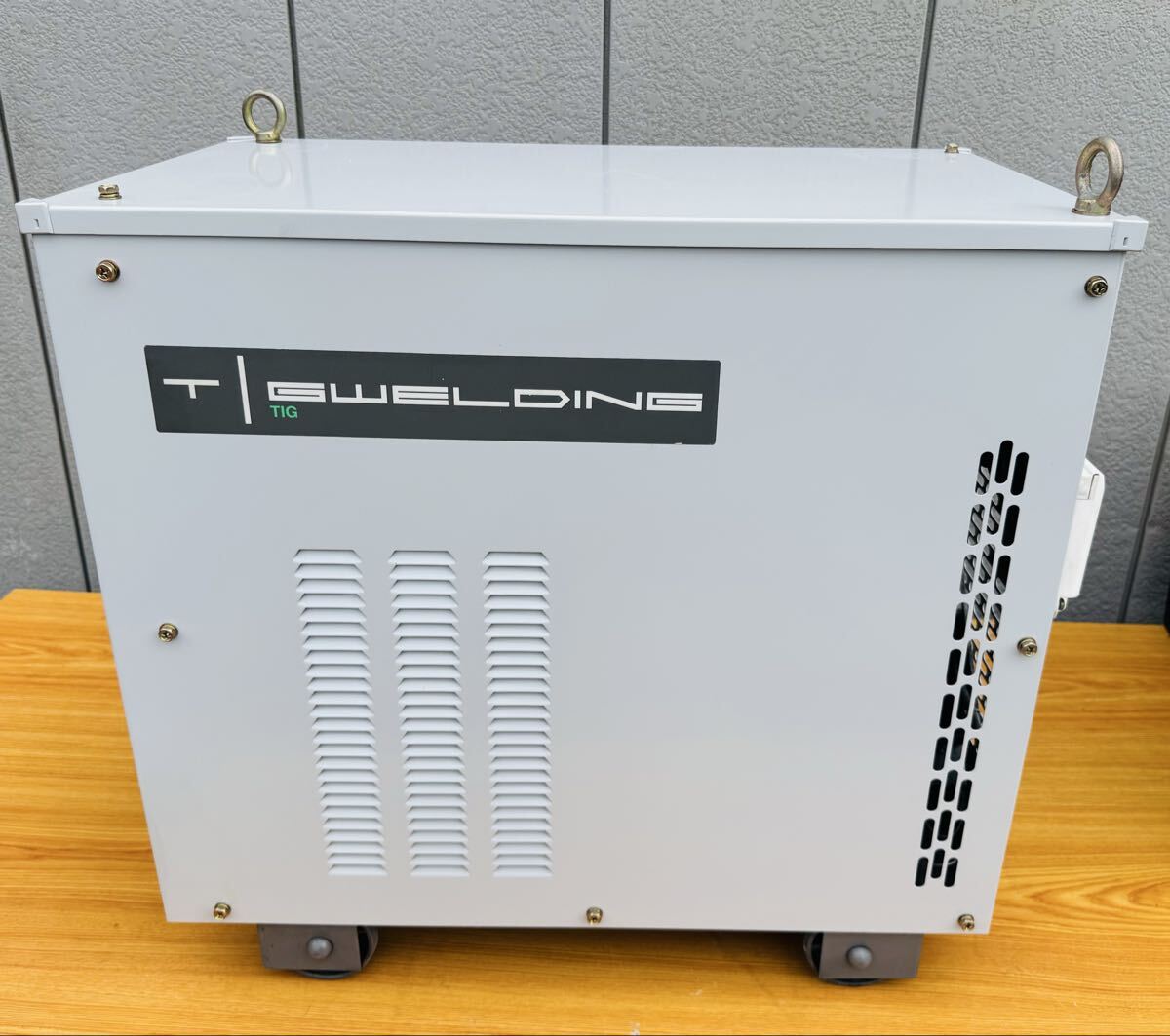 Daihen AVP-300 TIG Welder Inverter Elecon 300P 300A [s1243951383]