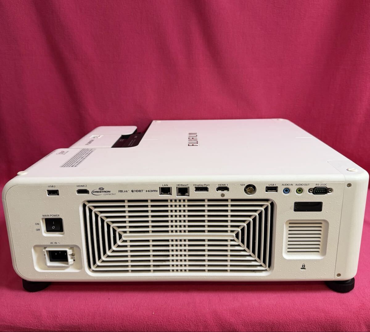 FUJIFILM FP-Z8000 Projector [e1242066255]