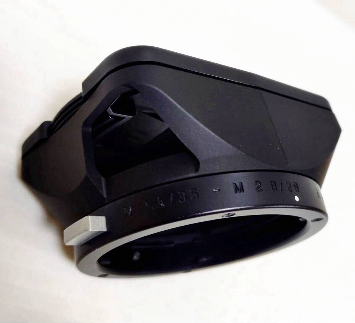 Leica LEICA Plastic Lens Hood with Cap and Box Camera Parts [d1217110579]