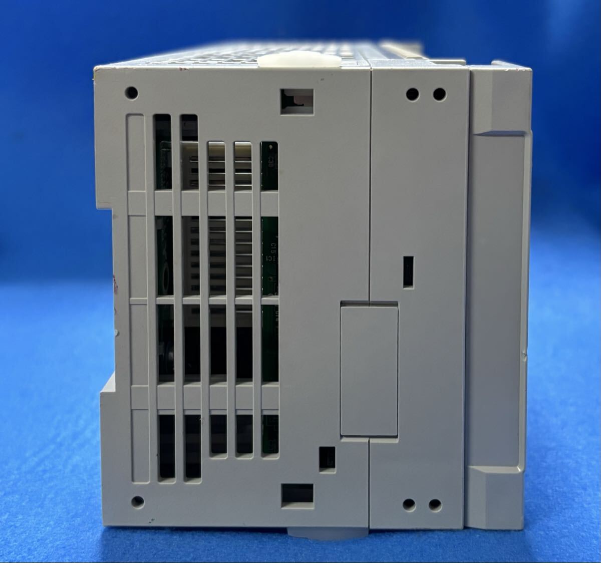 Mitsubishi Electric FX5U-64MT/ES Programmable Controller [g1248226190]