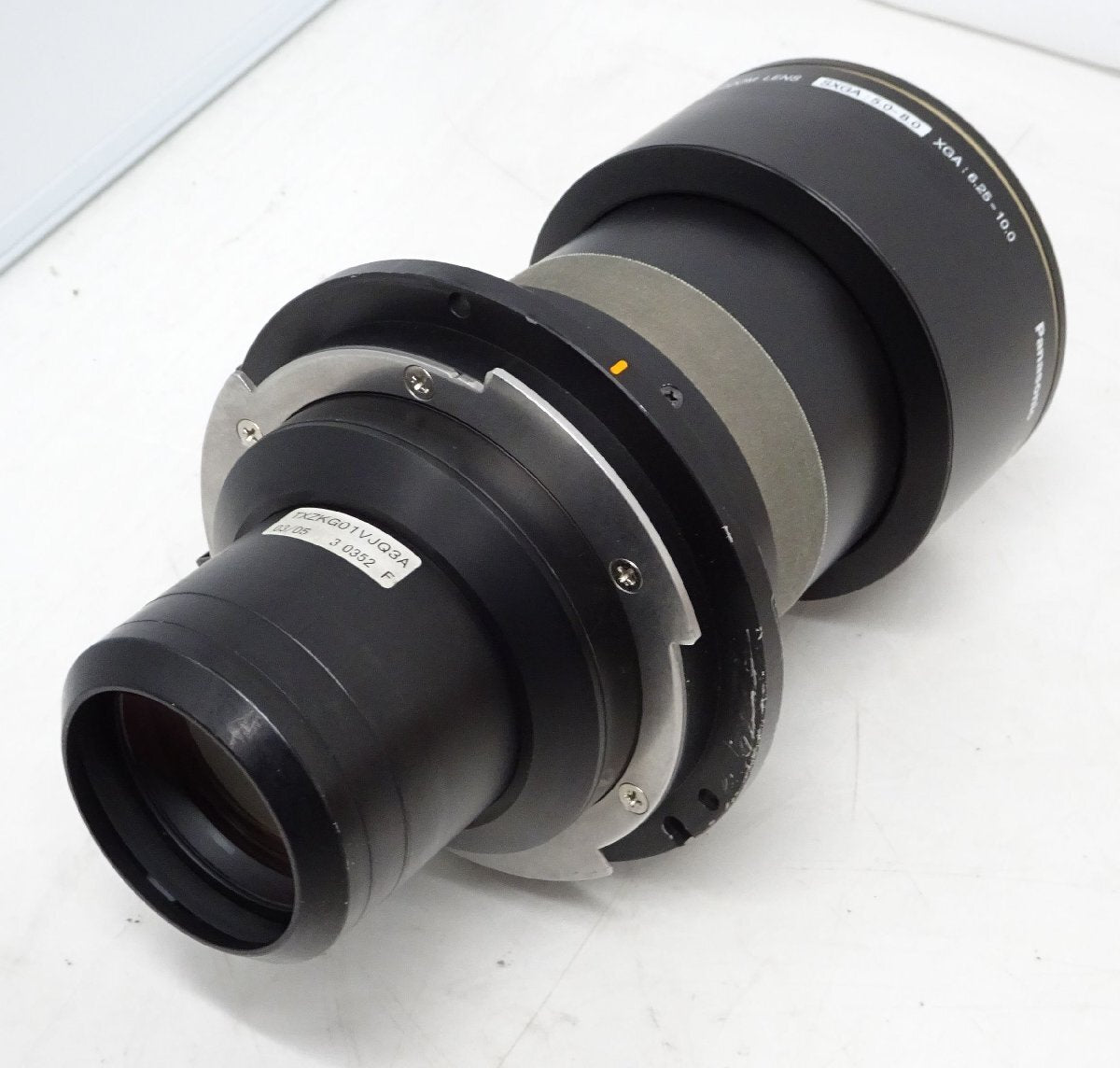 Panasonic ET-D75LE4 Medium-Long Focus Zoom Lens for DLP Projectors PT-DZ Series RZ Series DS Series [o1212202865]