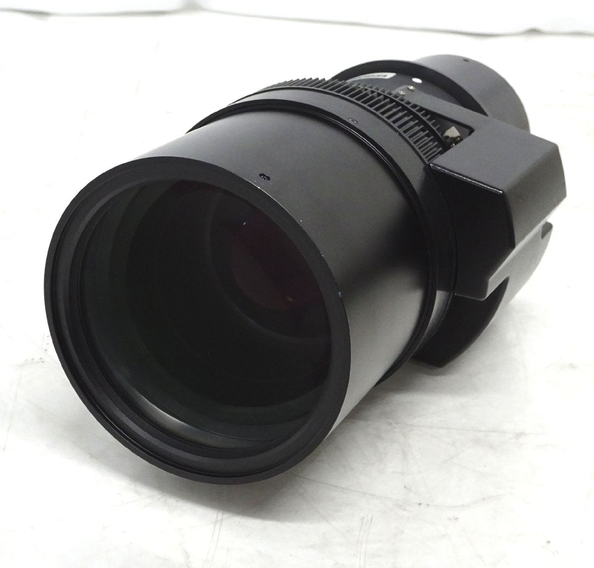 EPSON ELPLM07 Medium Focus Zoom Lens for EB-Z10005U Z10005 Z8455WU Projectors [s1195339763]