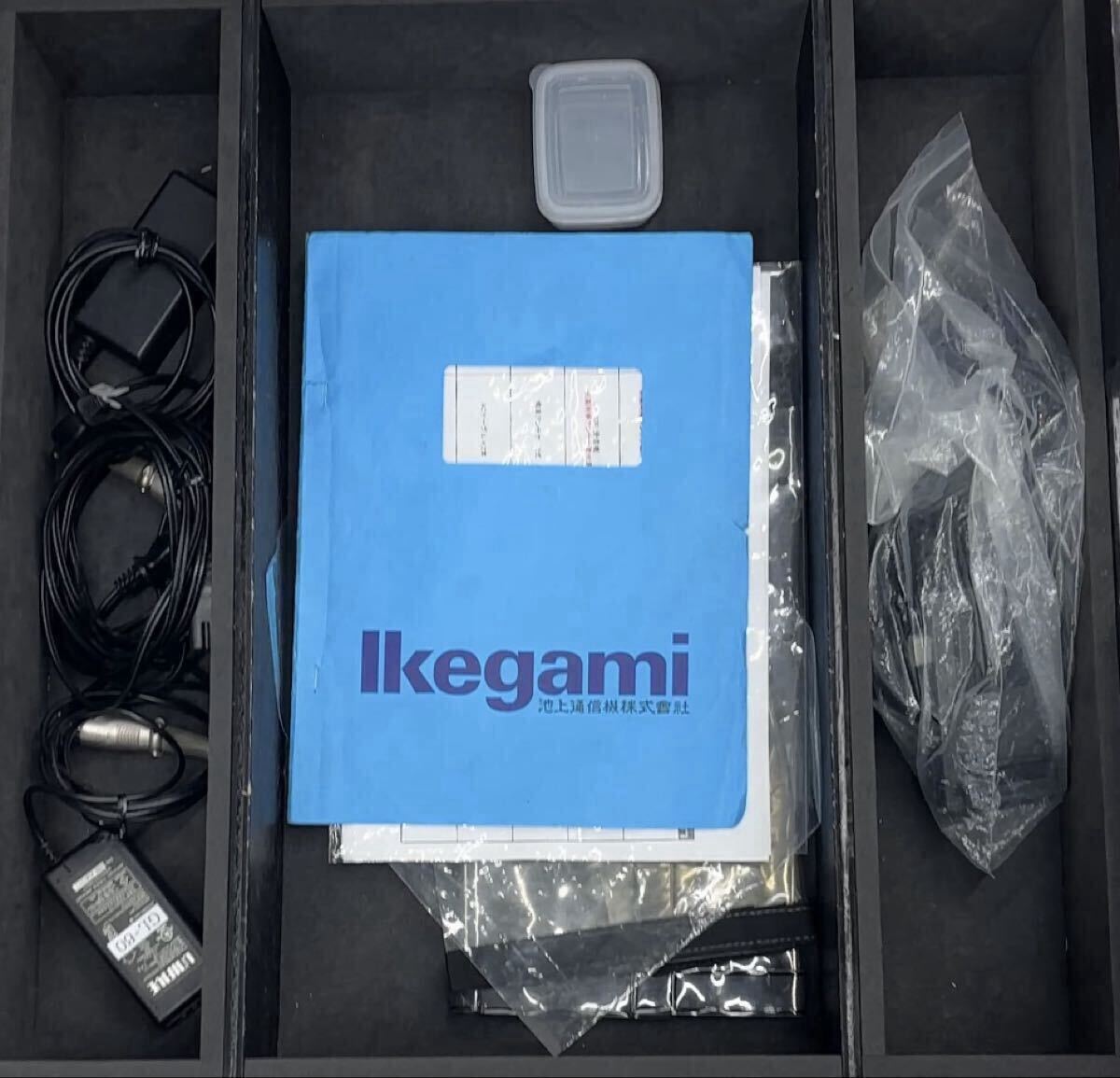Ikegami GL-60 Millimeter Wave HD Video Transmission Device with PULSE Rack Case [l1242396152]
