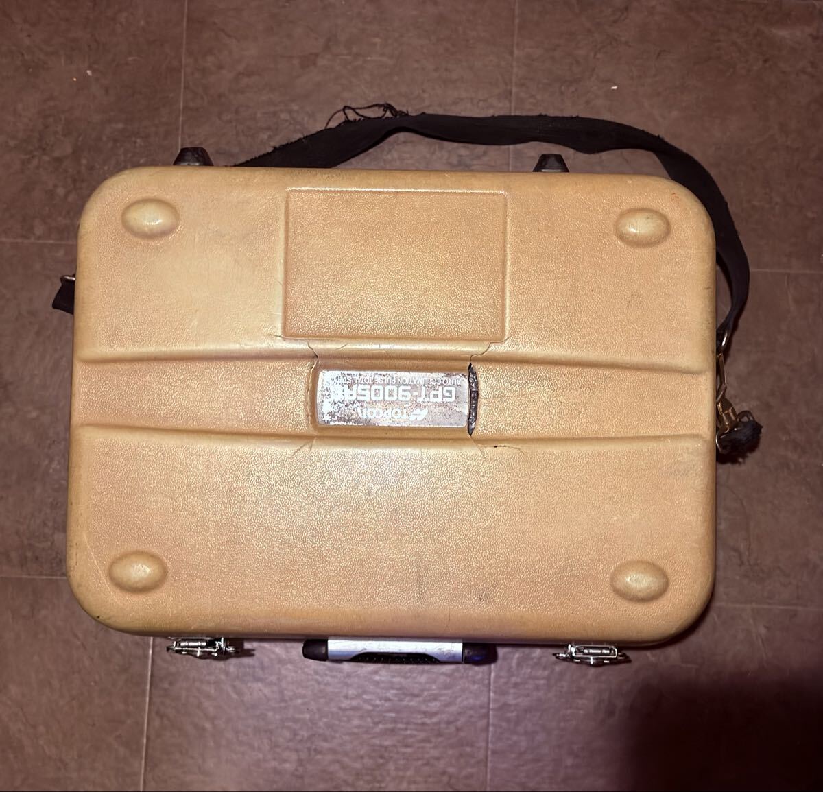 Topcon GPT-7500 Total Station with Case [d1250093183]