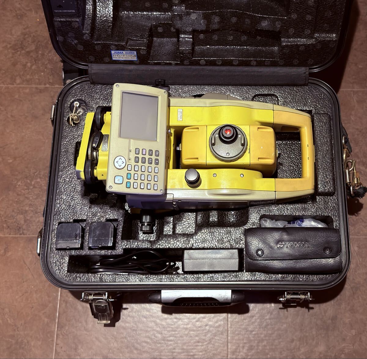 Topcon GPT-7500 Total Station with Case [d1250093183]