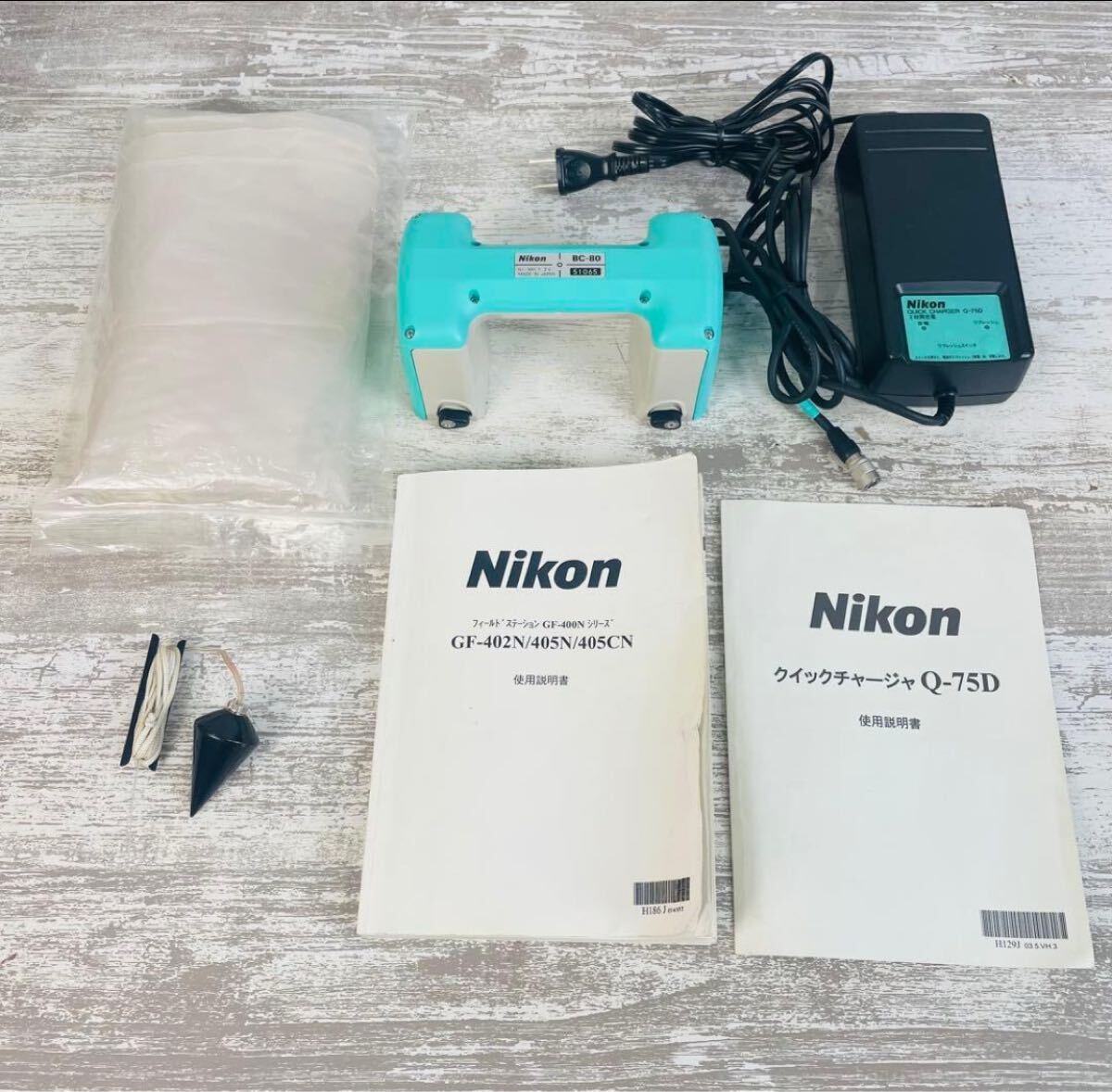 Nikon GF-402N Surveying Instrument with 2 Batteries and Hard Case [x1225125258]