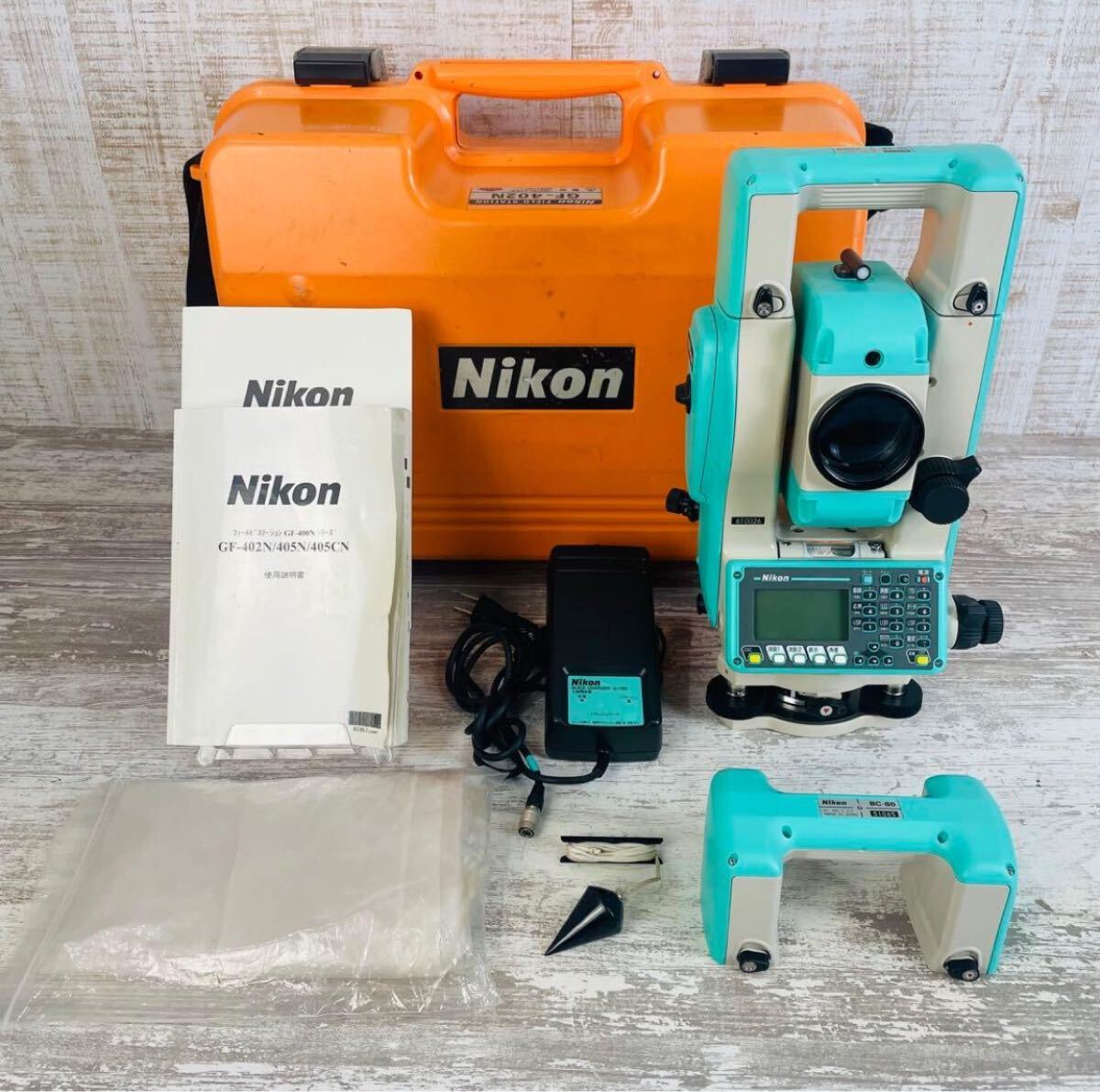 Nikon GF-402N Surveying Instrument with 2 Batteries and Hard Case [x1225125258]